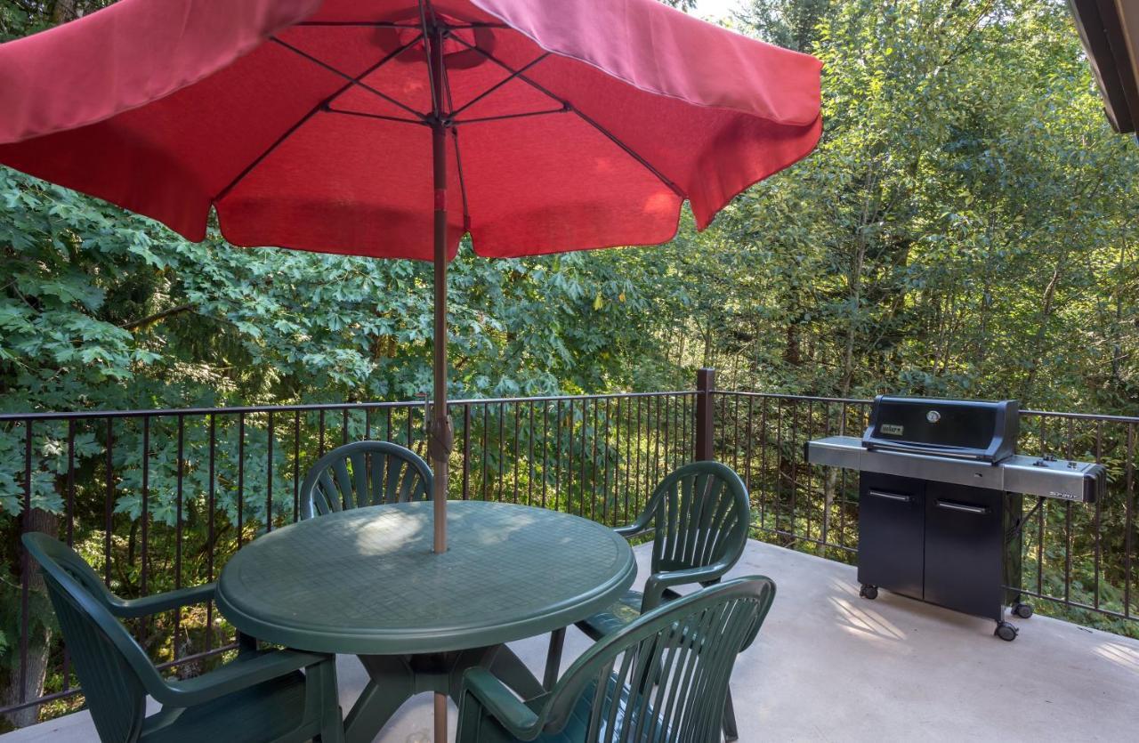 Whispering Woods Resort Welches 외부 사진