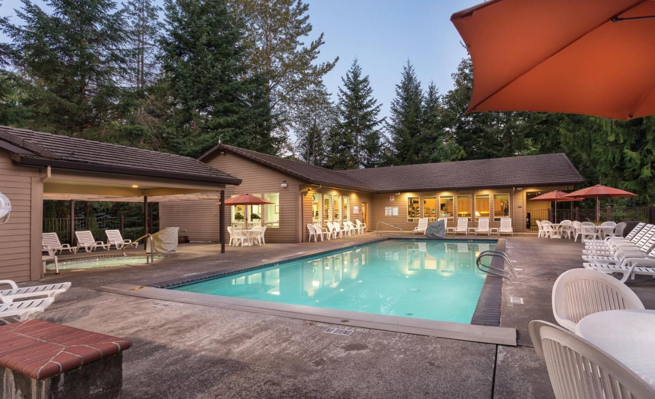 Whispering Woods Resort Welches 외부 사진
