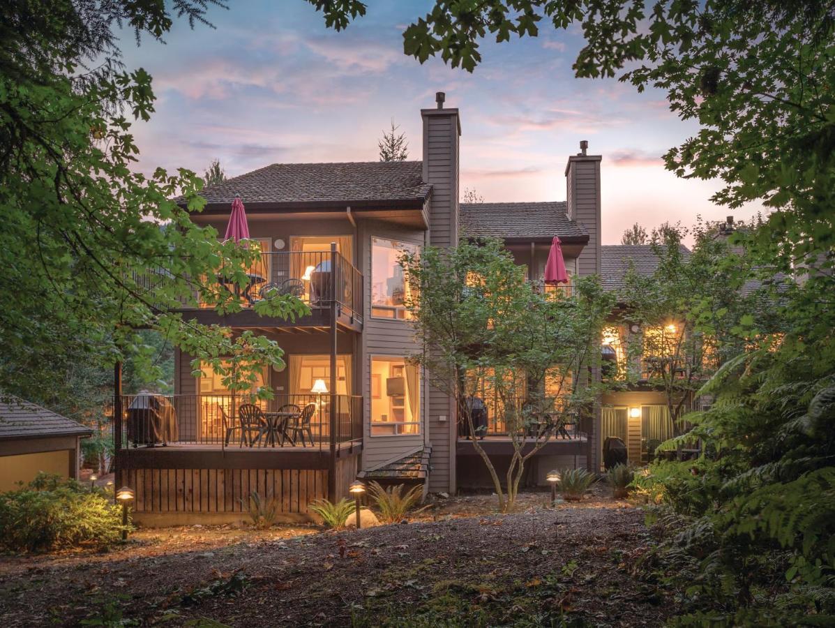 Whispering Woods Resort Welches 외부 사진