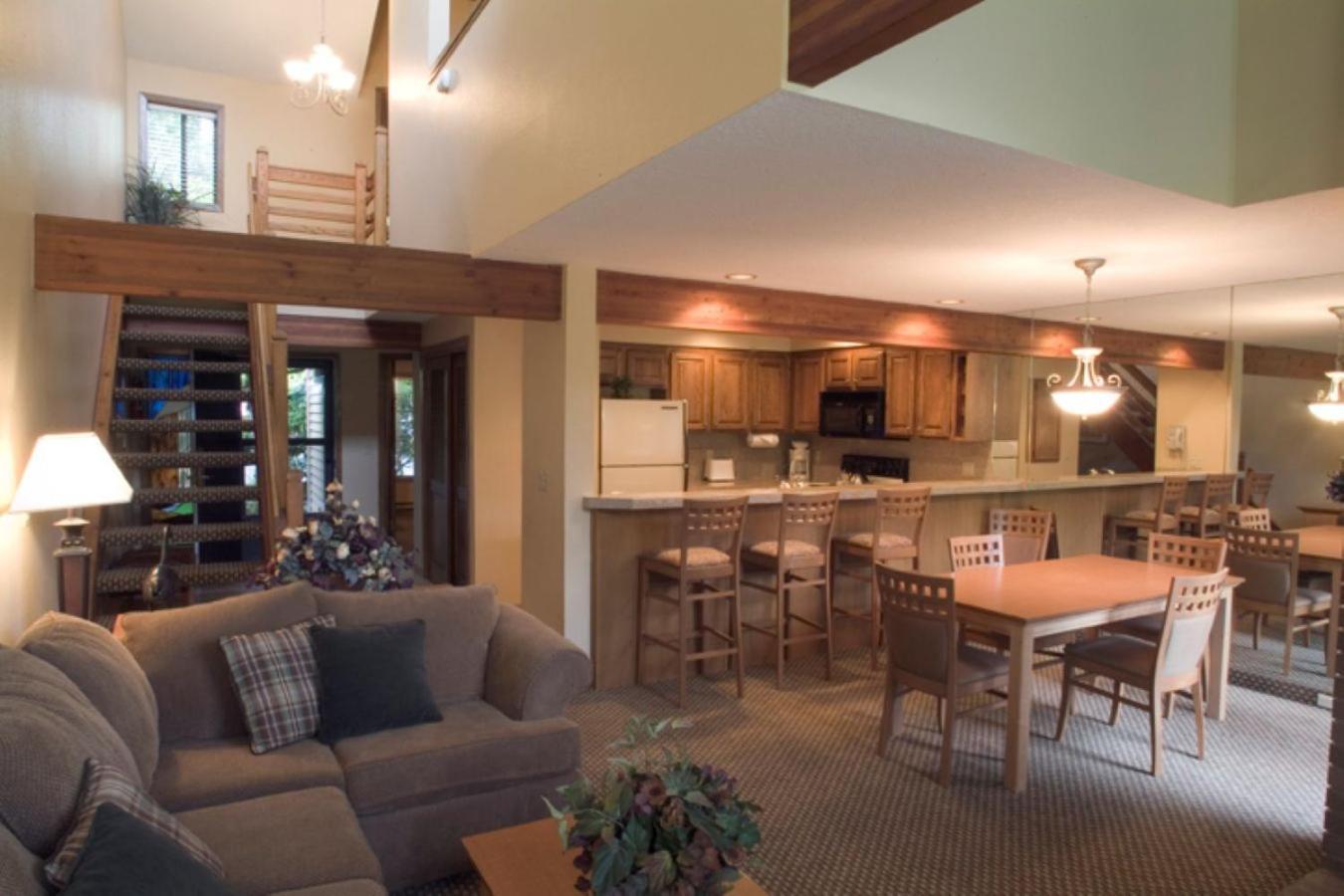 Whispering Woods Resort Welches 외부 사진