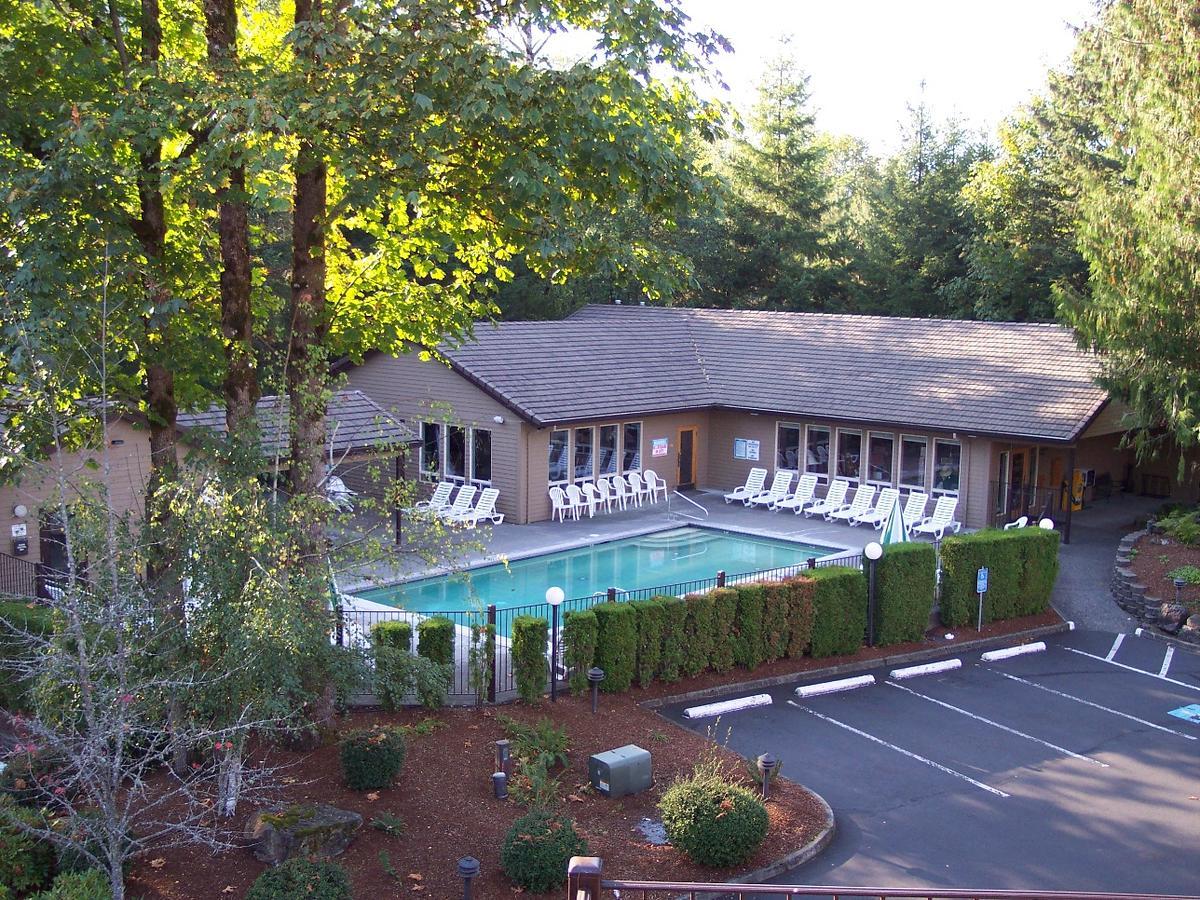 Whispering Woods Resort Welches 외부 사진