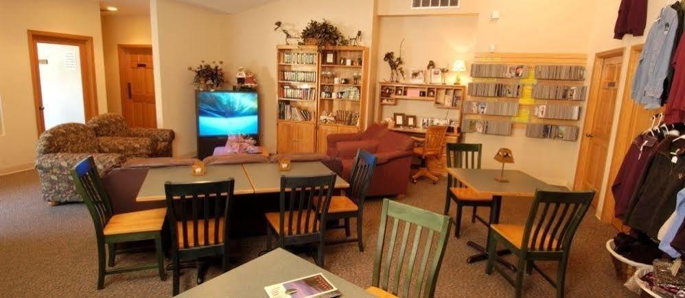 Whispering Woods Resort Welches 외부 사진
