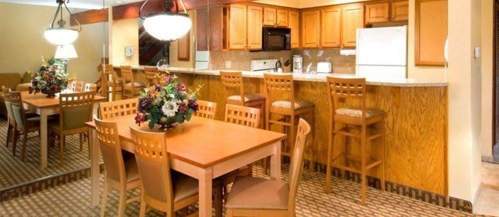 Whispering Woods Resort Welches 외부 사진