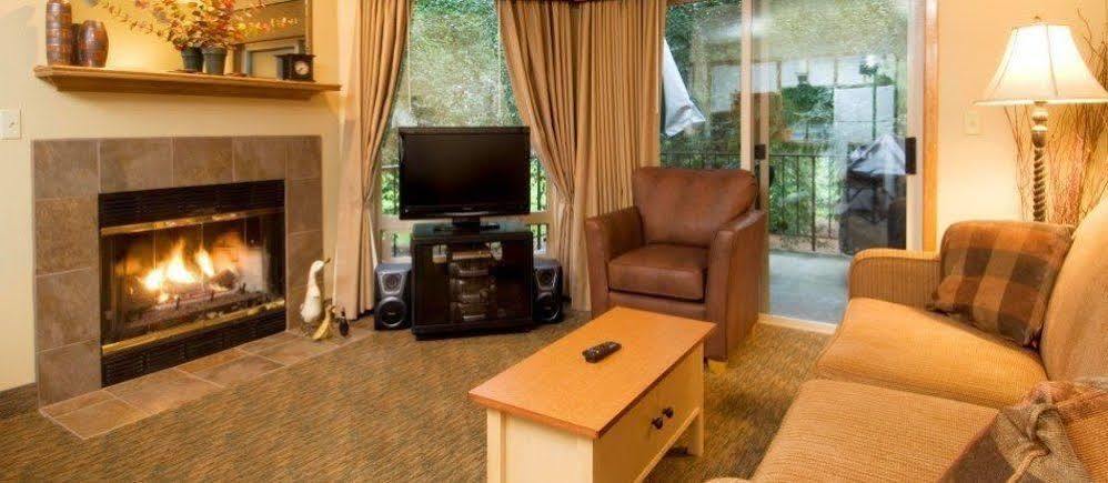 Whispering Woods Resort Welches 외부 사진